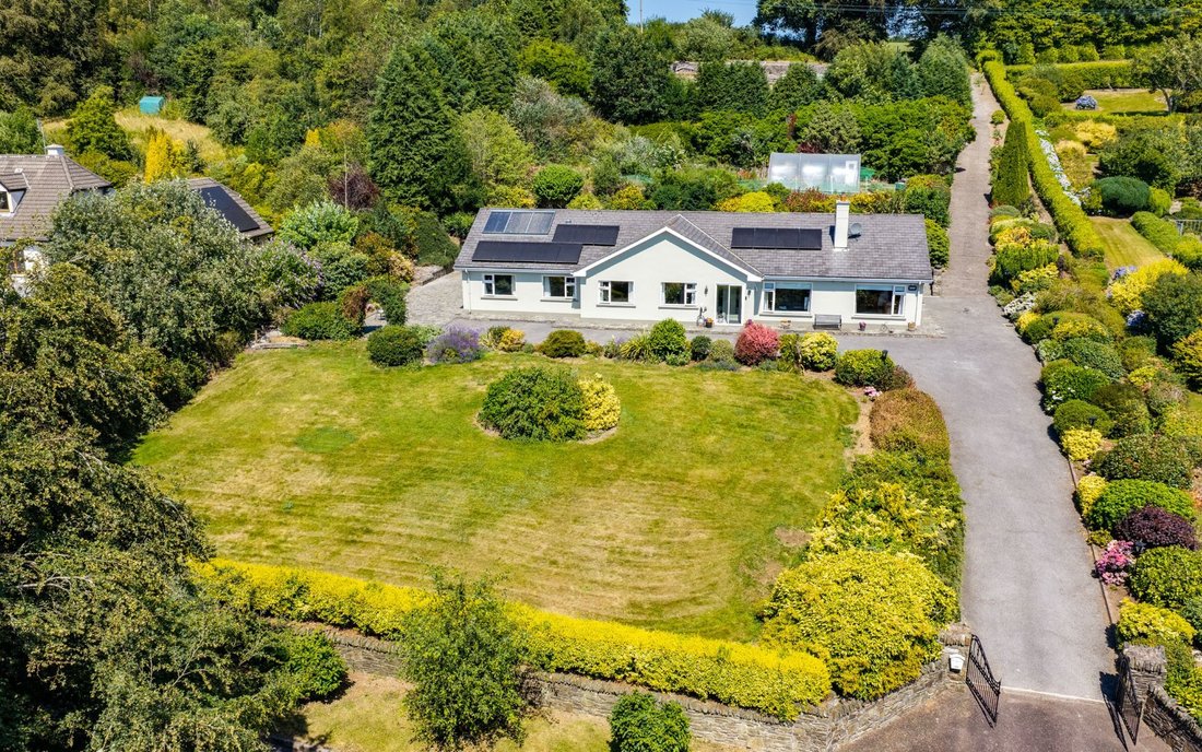 Bungalow in Glanmire, County Cork, Ireland 2 - 18456970