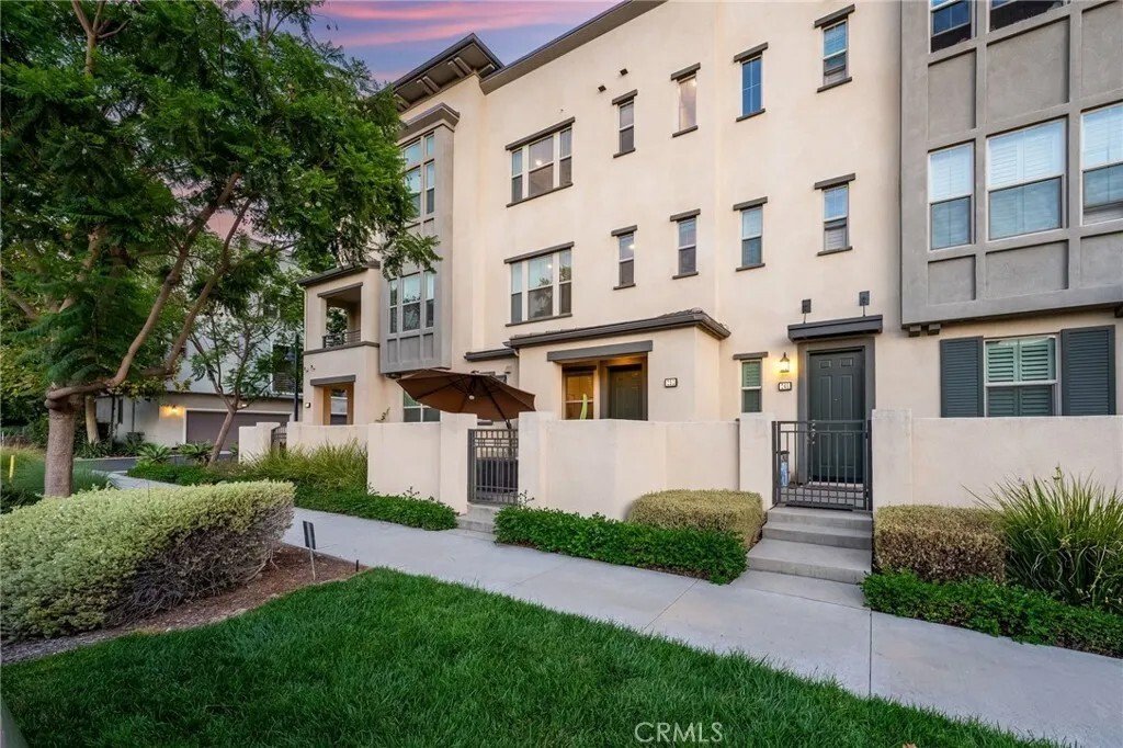 Condo in Irvine, California, United States 3 - 18455785