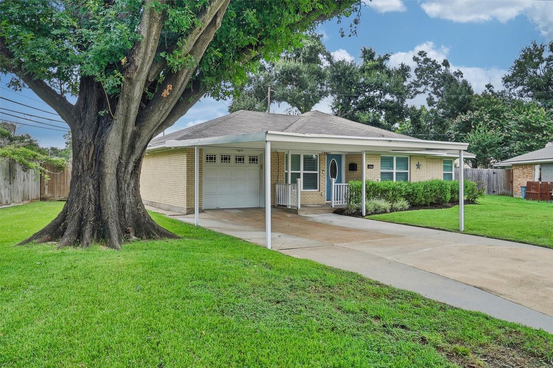 House in Houston, Texas, United States 3 - 18456024