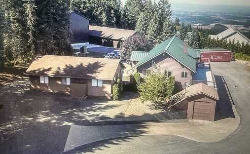 House in Newberg, Oregon, United States 1