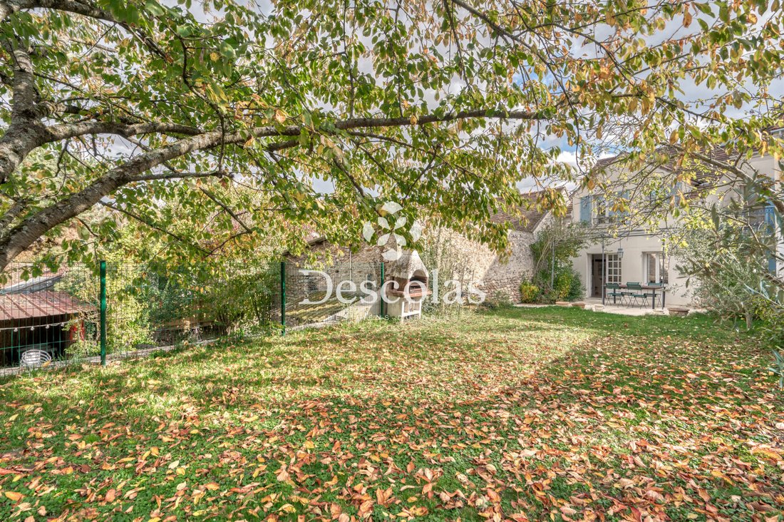 House in Mareil-Marly, Ile-de-France, France 1 - 18468155