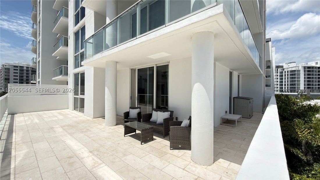 Condo in Fort Lauderdale, Florida, United States 2 - 18459391