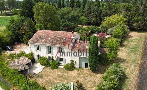 House in Cabannes, Provence-Alpes-Côte d'Azur, France 1