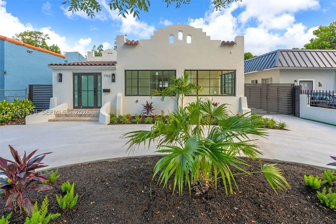 House in Miami, Florida, United States 5 - 18396094