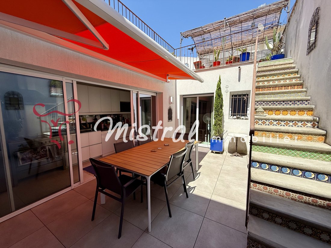 House in Centre Ville, Aigues-Mortes, France 4 - 18456806