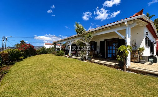 Villa in Monte, Madeira, Portugal 1