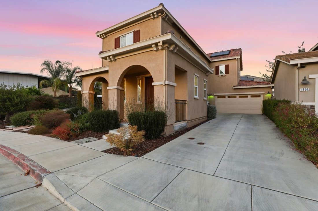 House in Gilroy, California, United States 1 - 18458827