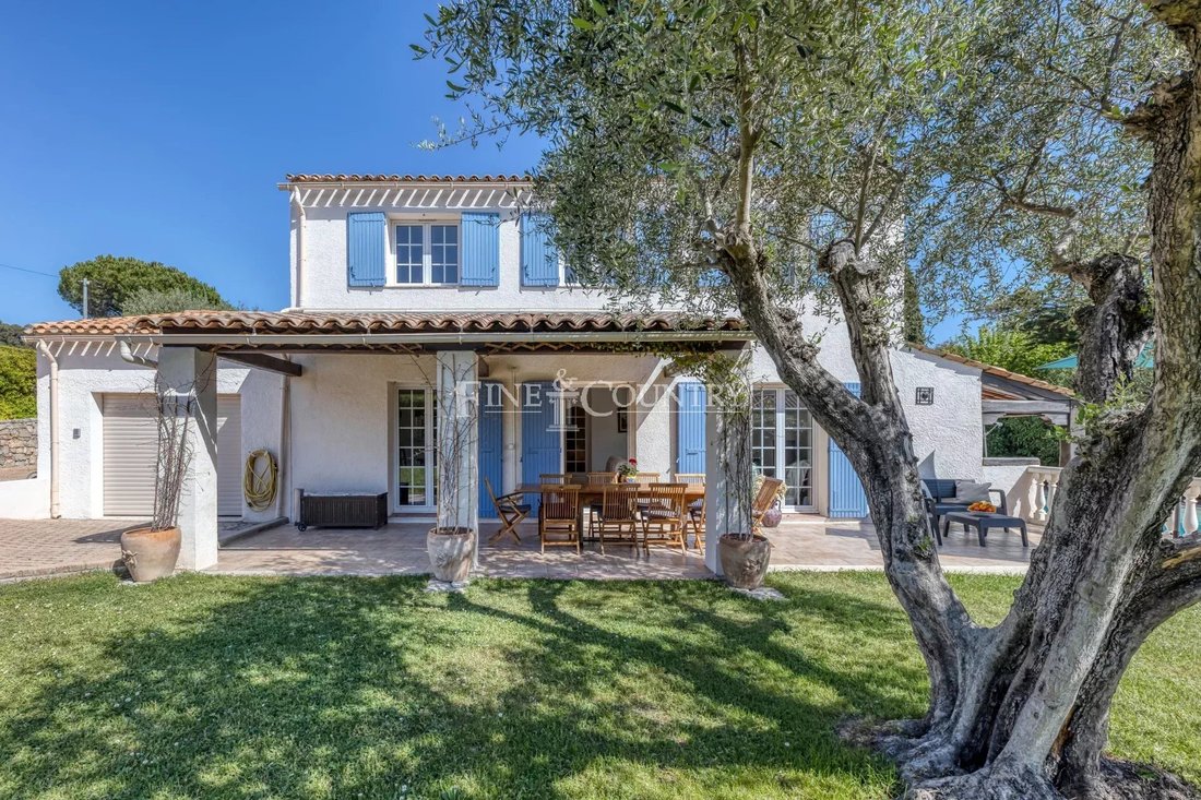 Villa in La Roquette-sur-Siagne, Provence-Alpes-Côte d'Azur, France 1 - 17741336