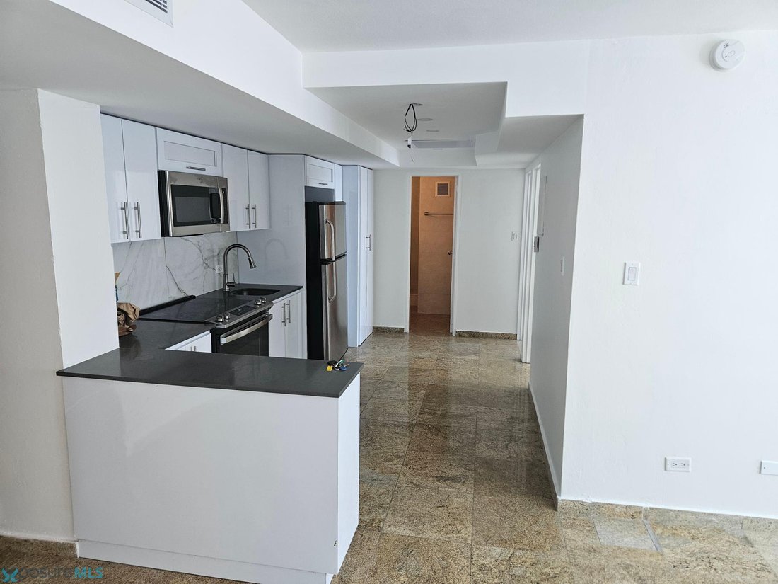Apartment in Carolina, Carolina, Puerto Rico 5 - 18457118