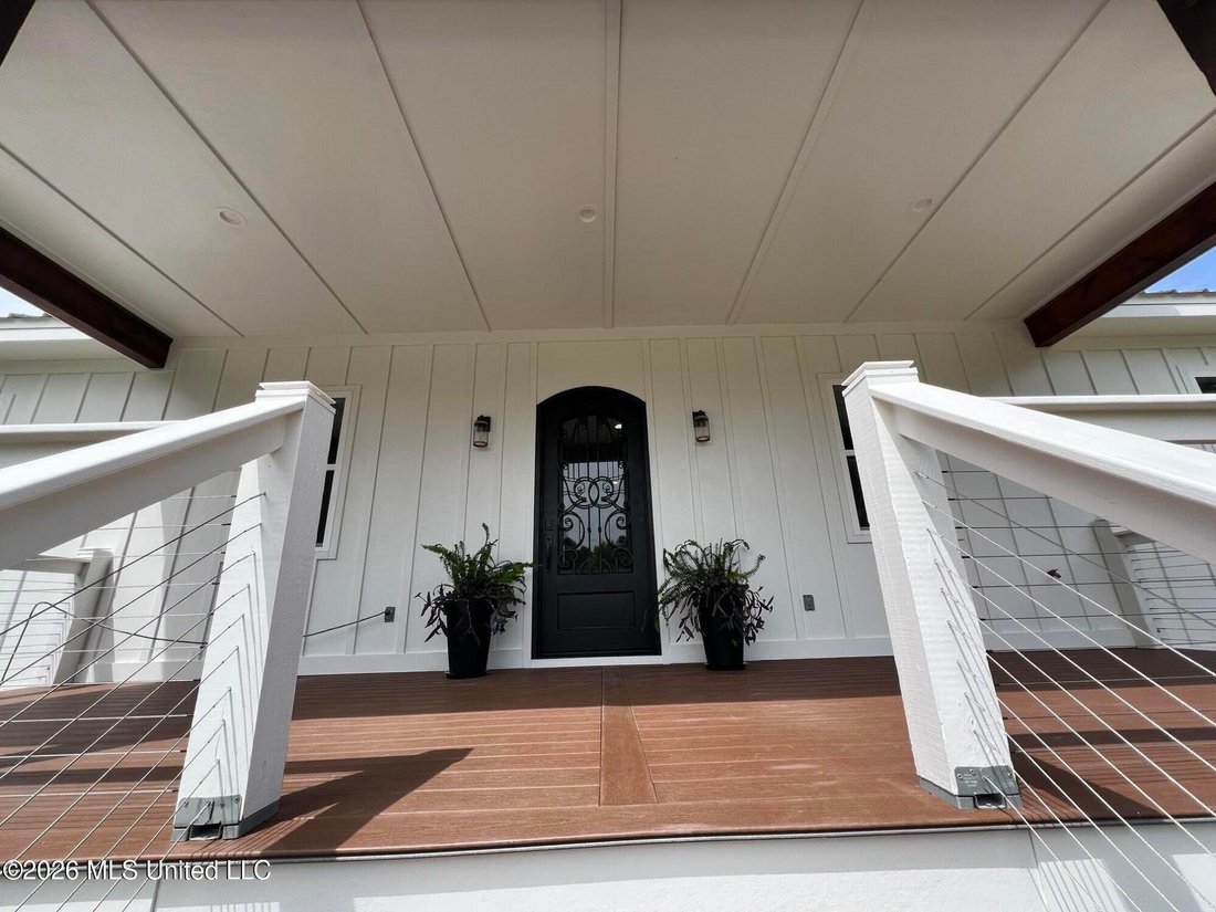 House in Waveland, Mississippi, United States 4 - 18459035