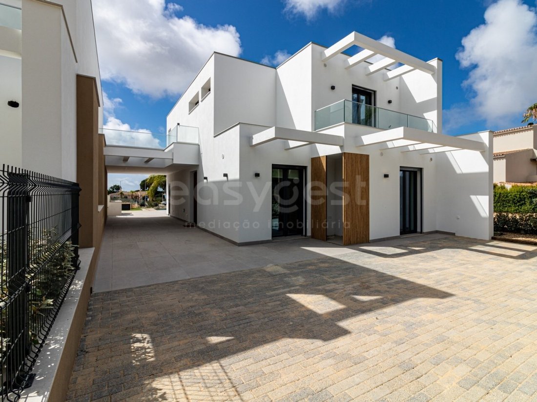 House in Quarteira, Algarve, Portugal 4 - 18457737
