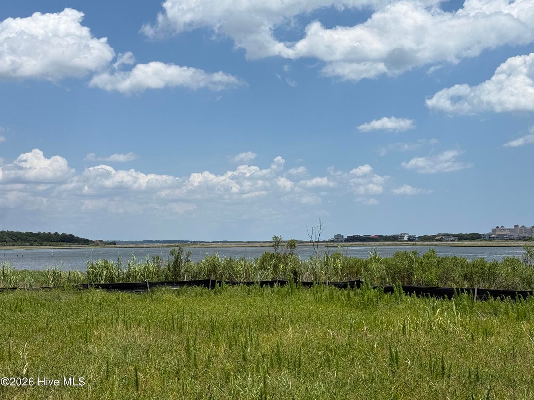 House in North Topsail Beach, North Carolina, United States 3 - 18466237