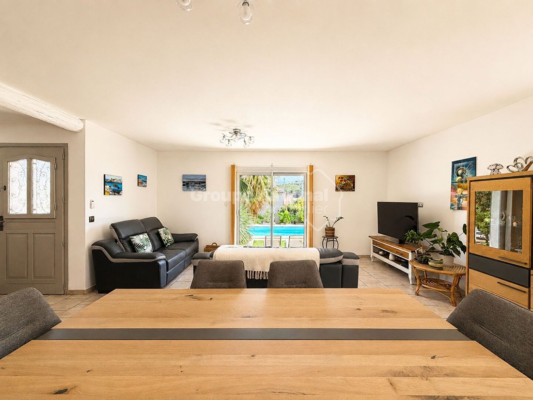 House in Le Rove, Provence-Alpes-Côte d'Azur, France 2 - 18459154