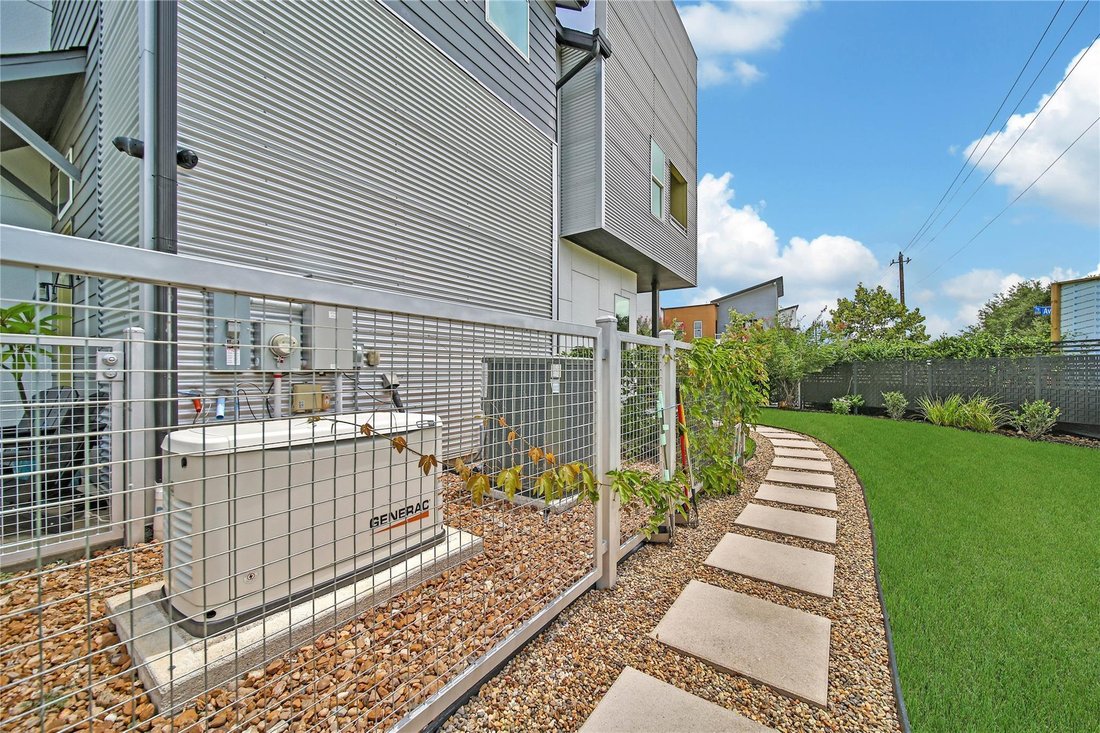 House in Houston, Texas, United States 5 - 18465697