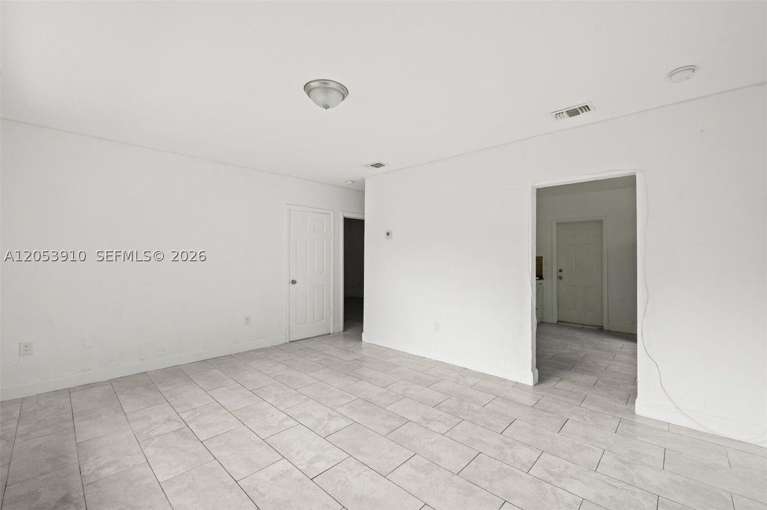 Apartment in Miami, Florida, United States 5 - 18456138