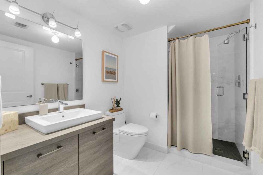 Condo in Golden Beach, Florida, United States 5 - 18466759
