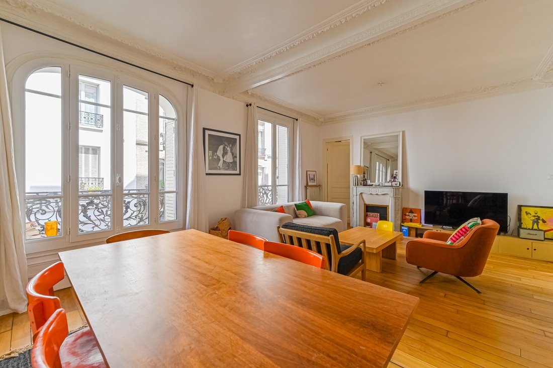 Apartment in Grange Aux Belles-Terrage, Paris 10e Arrondissement, Paris 4 - 18048605