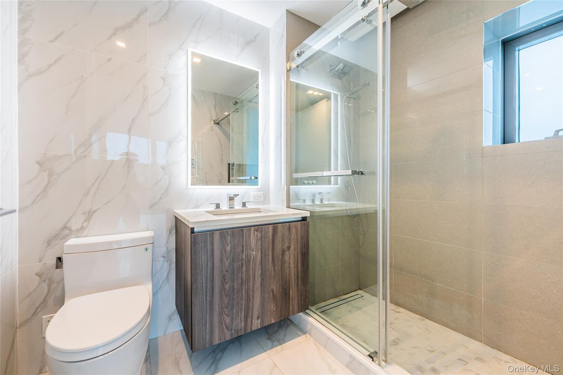 Condo in New York, New York, United States 2 - 18458664
