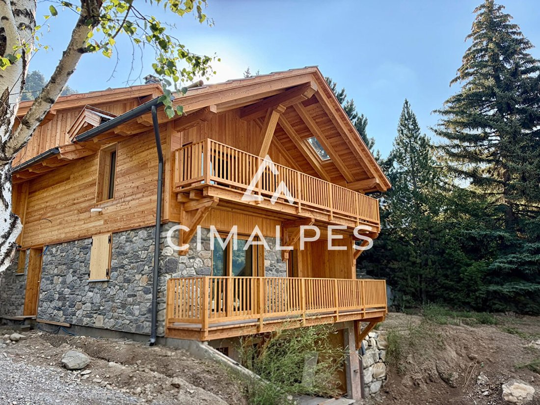 Villa in La Salle-les-Alpes, Provence-Alpes-Côte d'Azur, France 1 - 18434850