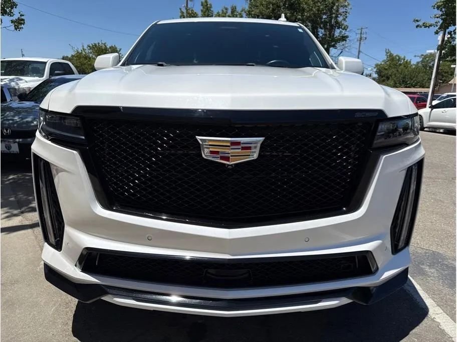 Suv in Newman, CA, United States 2 - 18469853