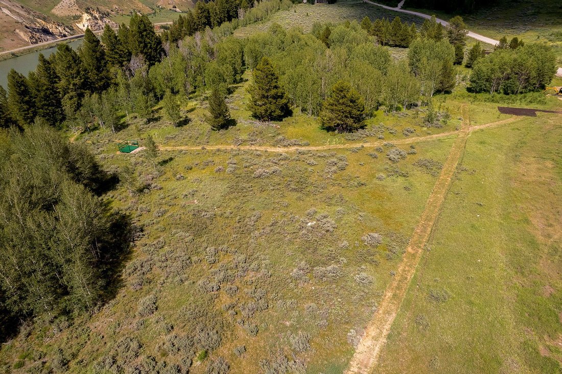 Land in Jackson, Wyoming, United States 5 - 18458174
