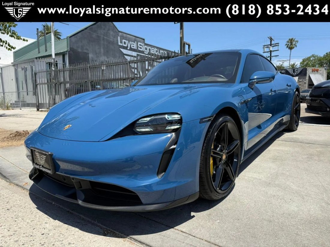 Sedan in Van Nuys, CA, United States 3 - 18469787
