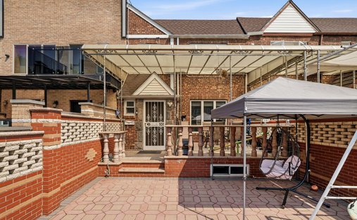 House in New York, New York, United States 1