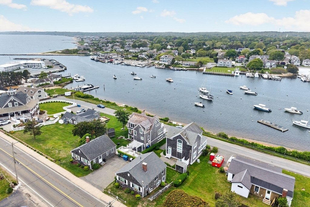 House in Falmouth, Massachusetts, United States 2 - 18034903