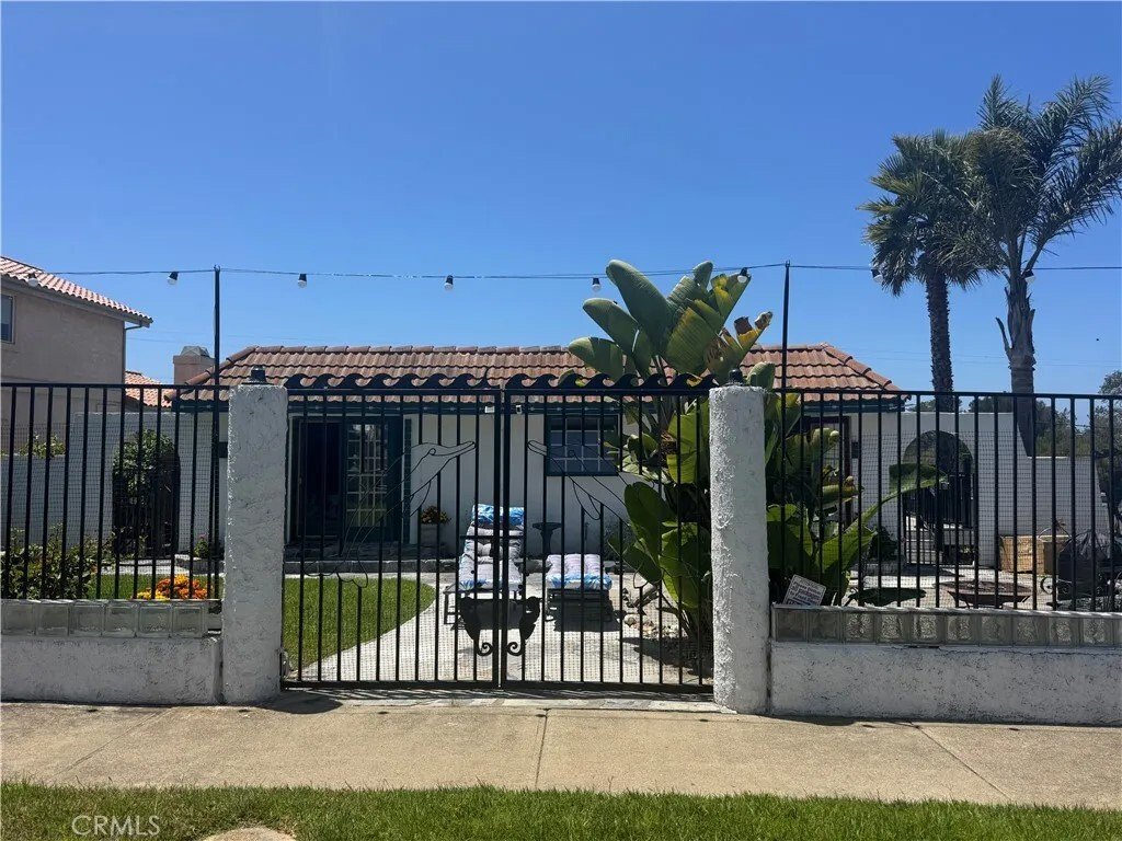 Oceano, California, United States 1 - 18469406