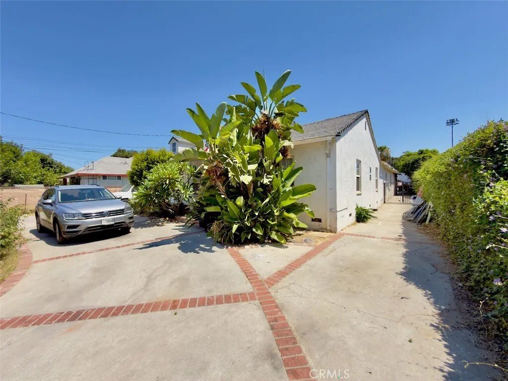 House in San Fernando, California, United States 3 - 17755085