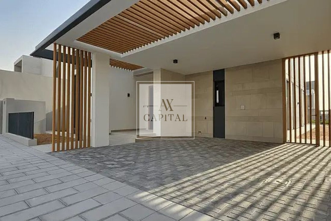Villa in Business Bay, Dubai, United Arab Emirates 2 - 18457360