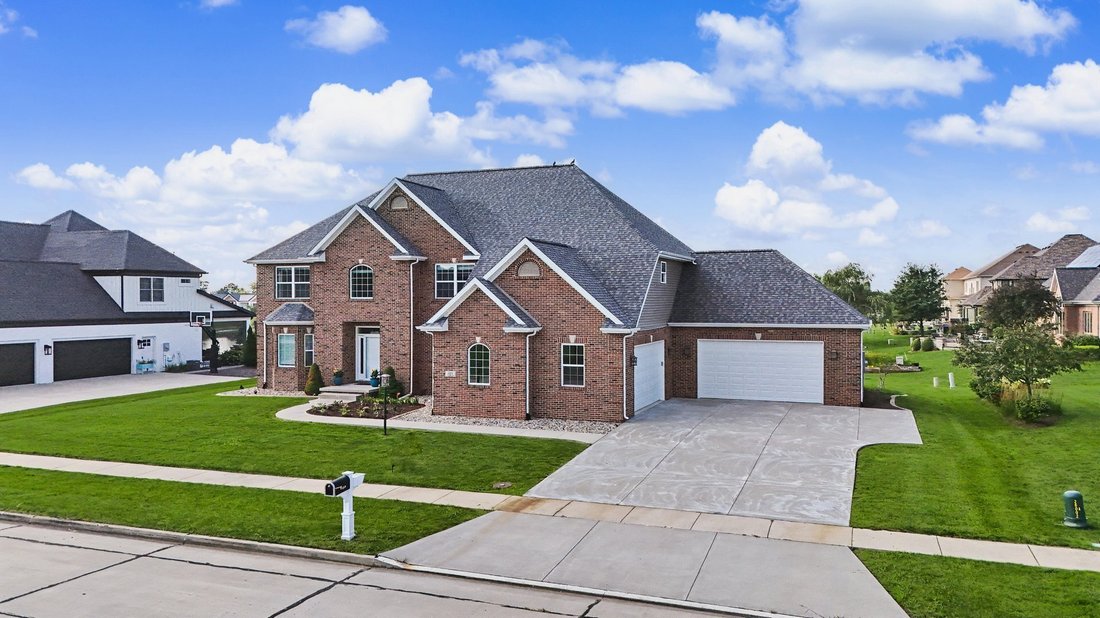House in Savoy, Illinois, United States 3 - 18330195