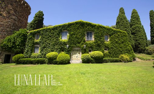 House in Pineda de Mar, Catalonia, Spain 1