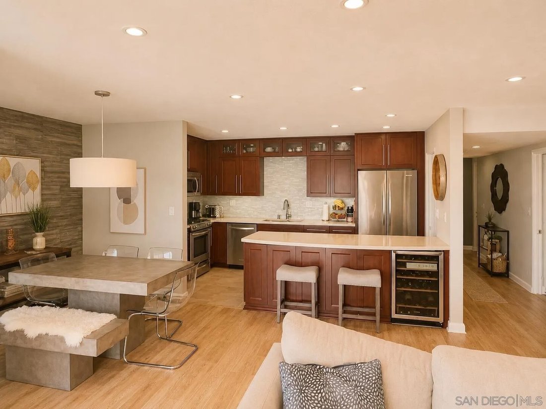 Condo in San Diego, California, United States 5 - 18459188