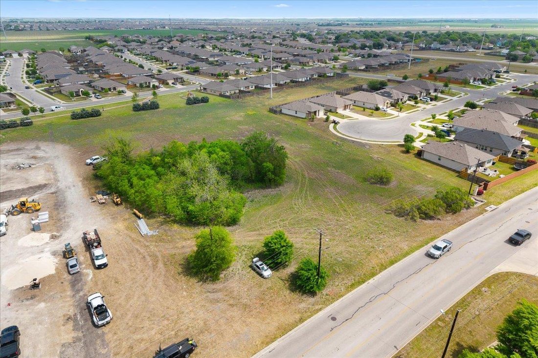Terrain à Hutto, Texas, États-Unis 4 - 18466859