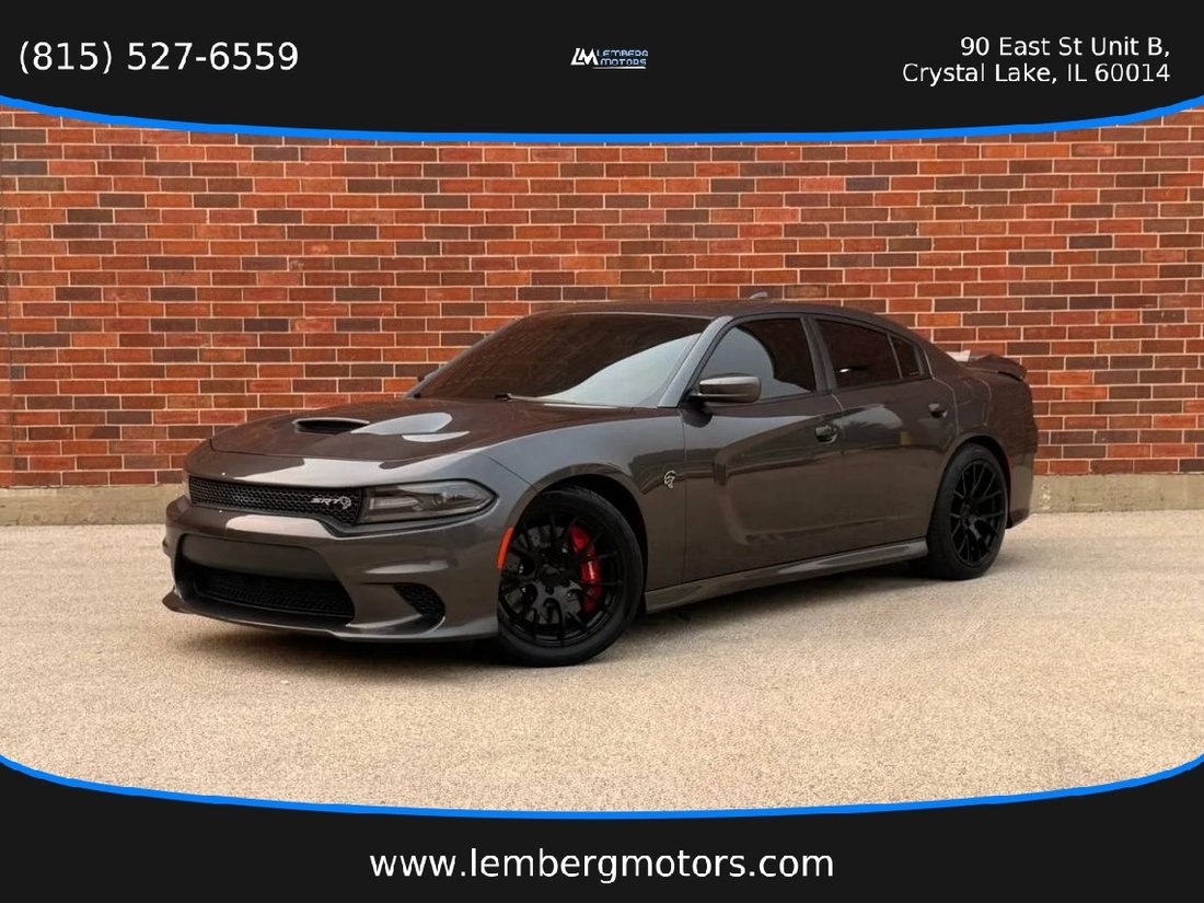 Sedan in Crystal Lake, IL, United States 1 - 18457518