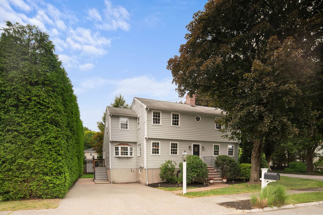 House in Reading, Massachusetts, United States 2 - 18456726