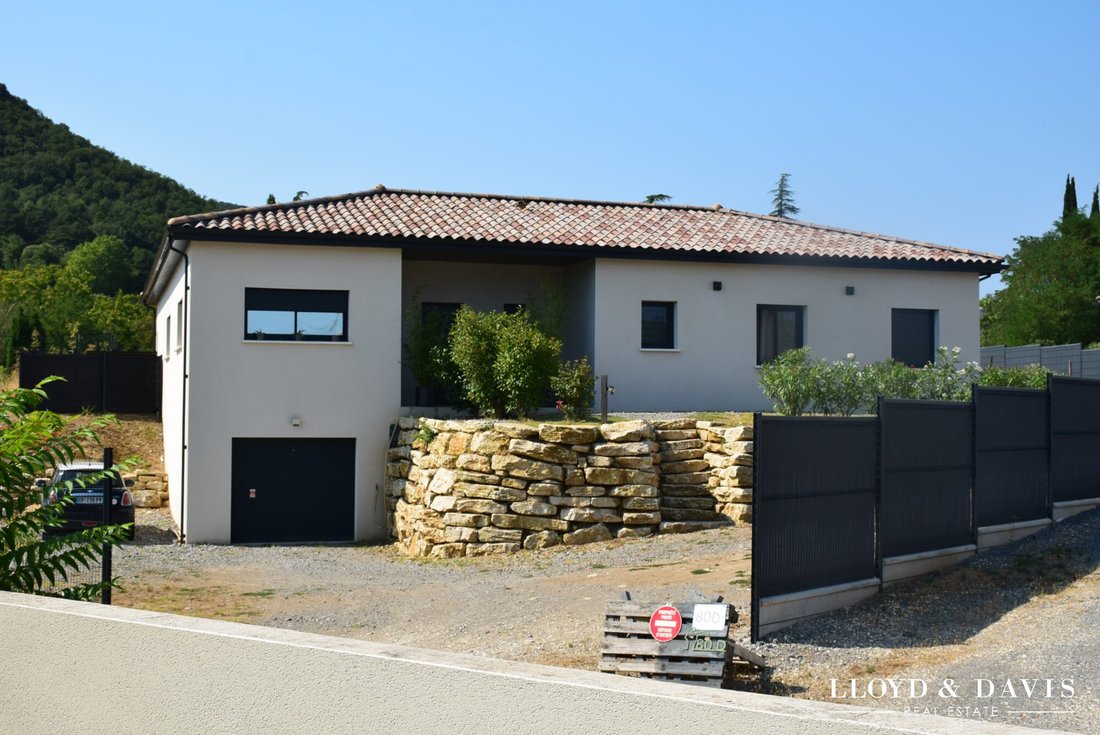 House in Baix, Auvergne-Rhône-Alpes, France 2 - 18465483