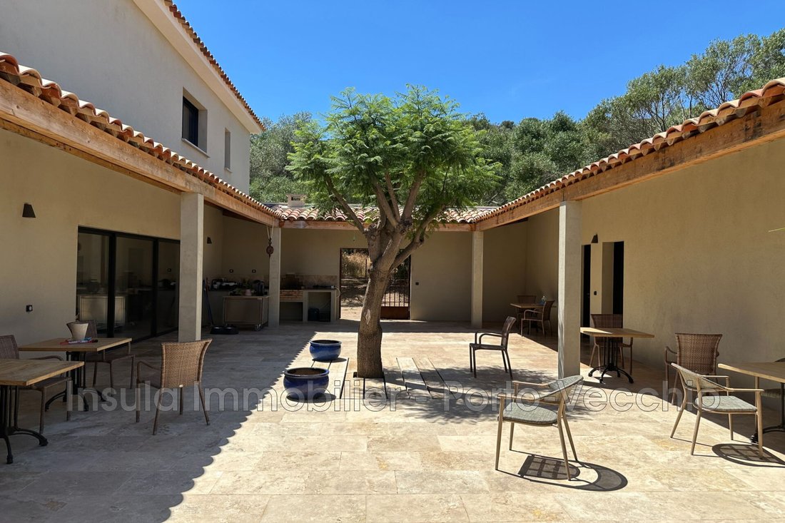 Villa in Porto-Vecchio, Corsica, France 2 - 18457016