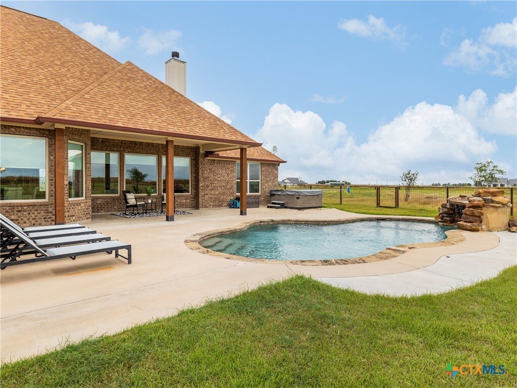 House in Taylor, Texas, United States 1 - 18455761
