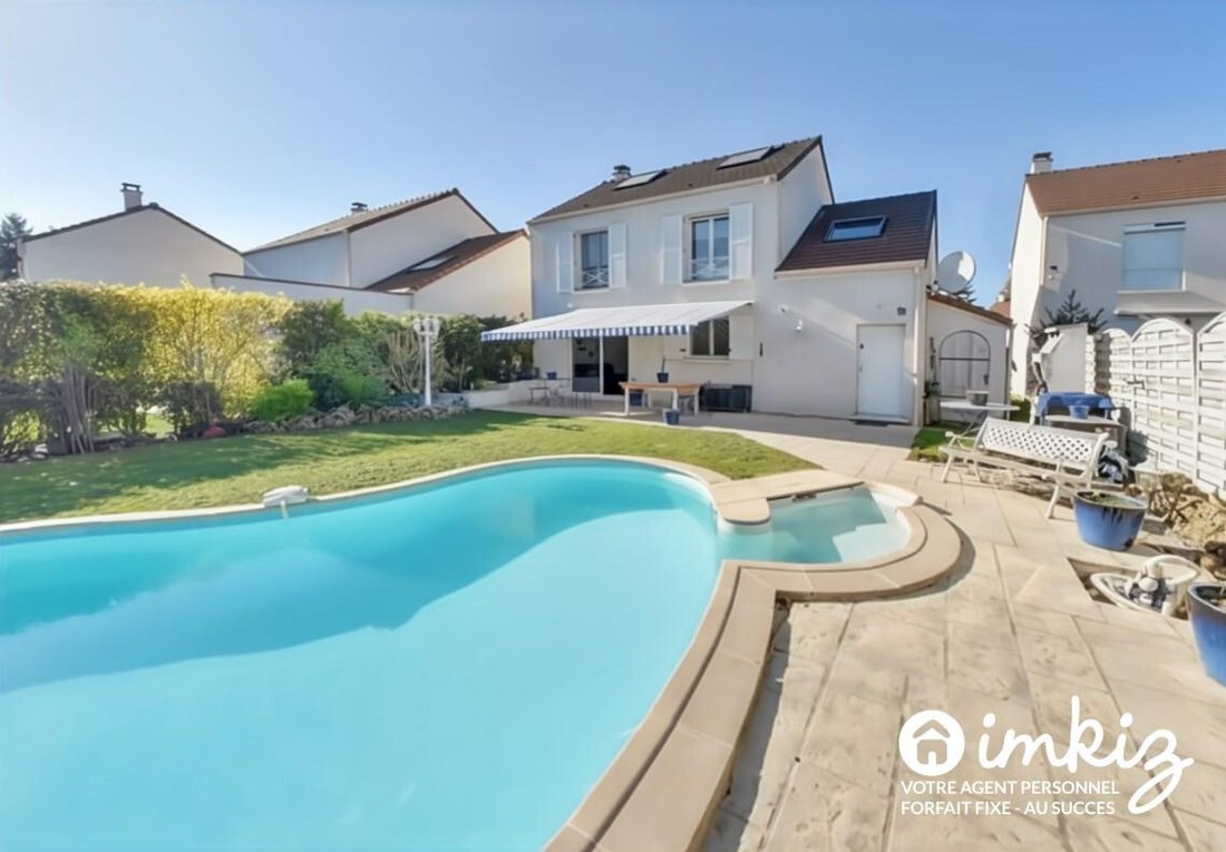 House in Golf, Bondoufle, France 1 - 18469661