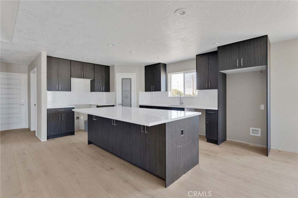 House in Hesperia, California, United States 2 - 18349877