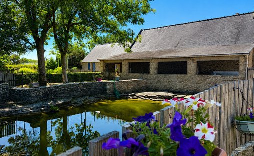 Estate in Peumerit, Brittany, France 1
