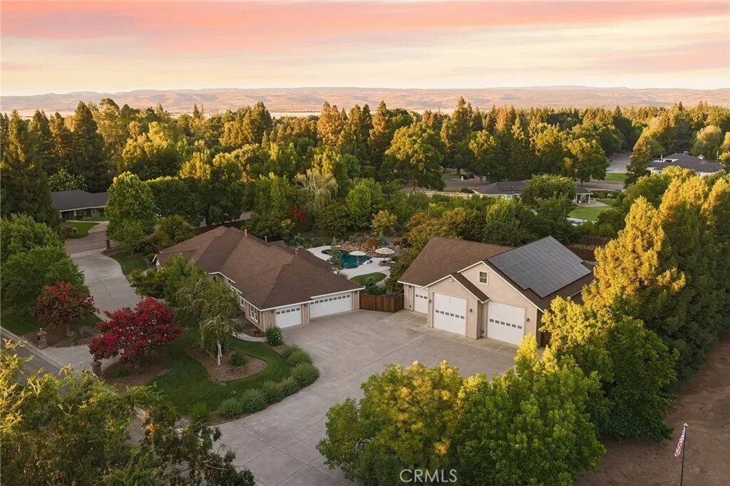 House in Chico, California, United States 5 - 18459162