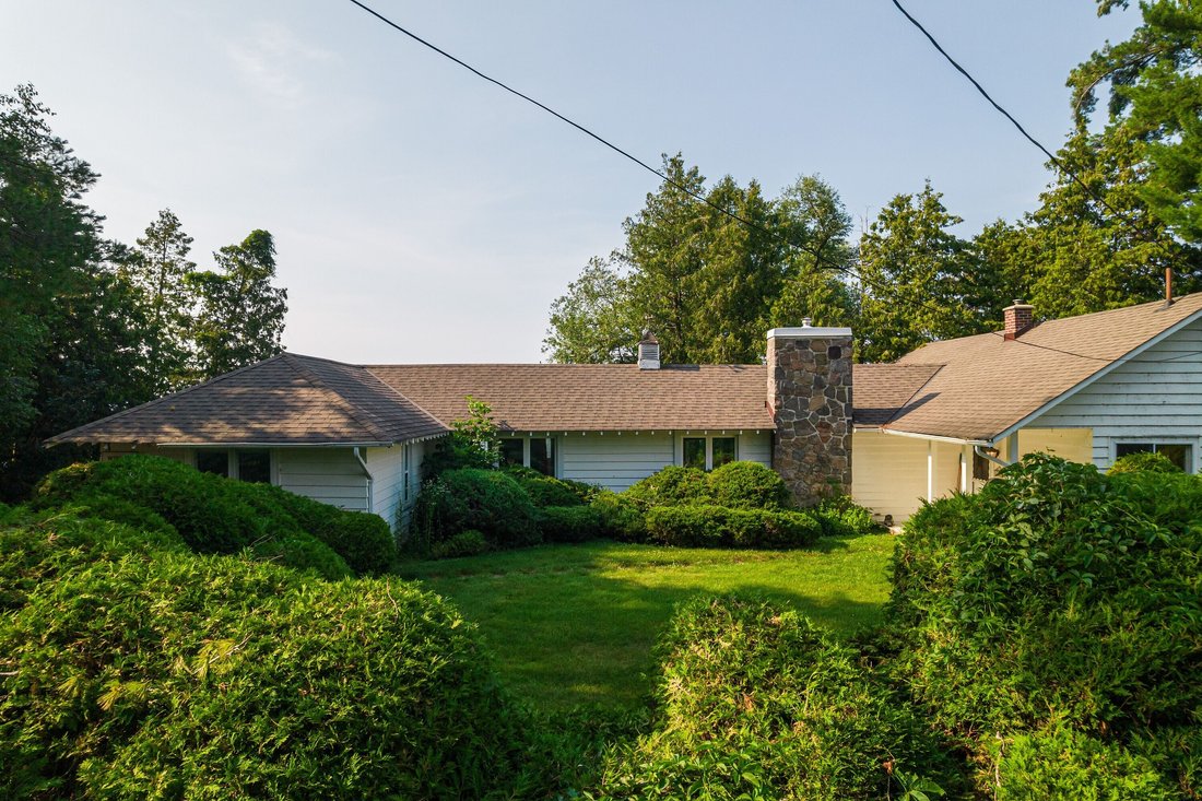 Georgina, Ontario, Canada 3 - 18458155