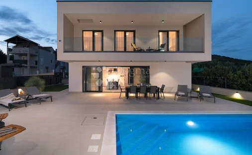 House in Tribunj, Sibenik-Knin County, Croatia 1