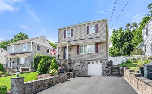 House in Eastchester, New York, United States 1
