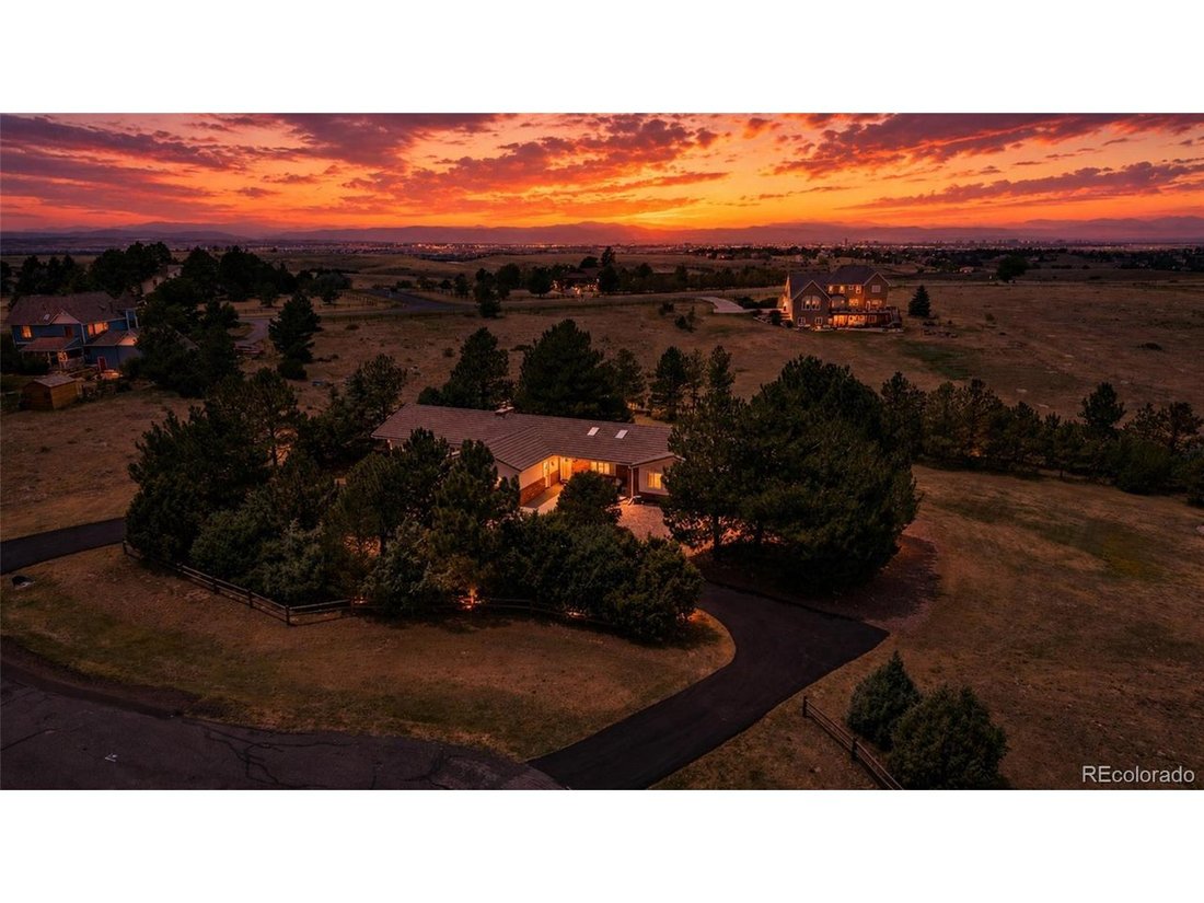 House in Aurora, Colorado, United States 2 - 18459008