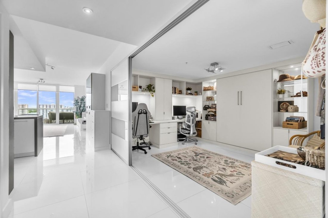 Condo in Golden Beach, Florida, United States 3 - 18466759