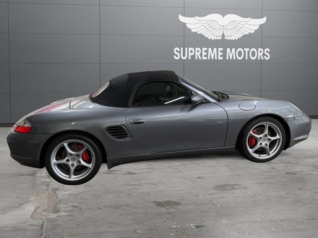 Cabriolet in Costa Mesa, CA, United States 4 - 18466678